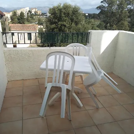 Vue A Proche Aeroport Ajaccio شقة