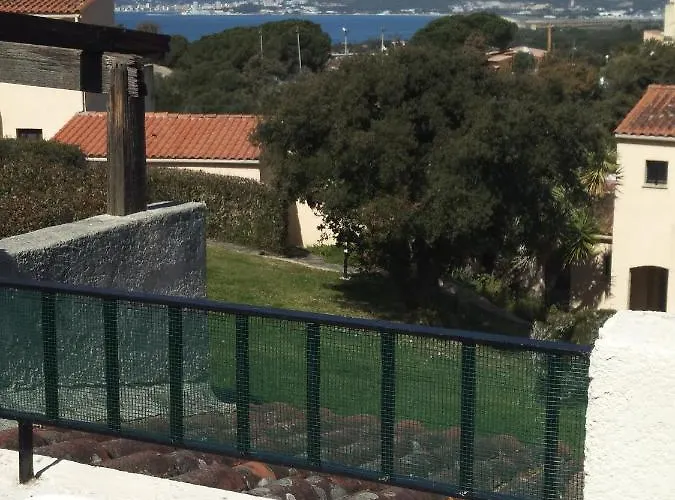 Vue A Proche Aeroport Ajaccio Porticcio (Corsica)